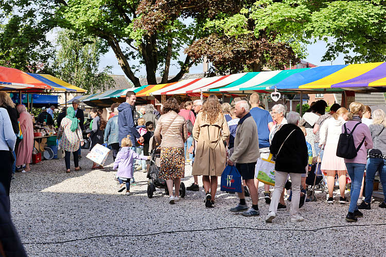 Rommelmarkt 2022 Waarder_073